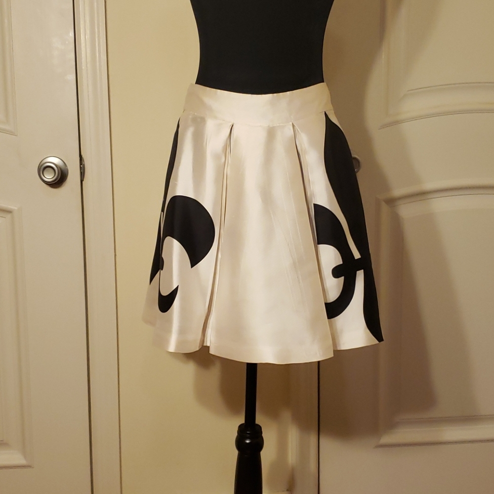 Club Monaco Silk skirt